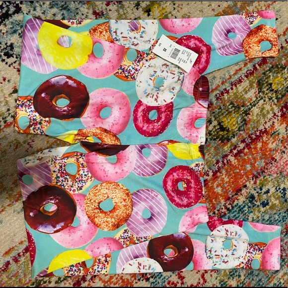 🍭🍬CANDY & DONUT  LEGGINGS🍬🍭 - Picture 8 of 11
